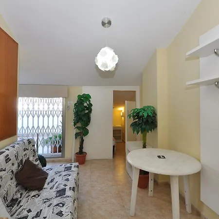 Apartamento Revolution * 滨海略雷特